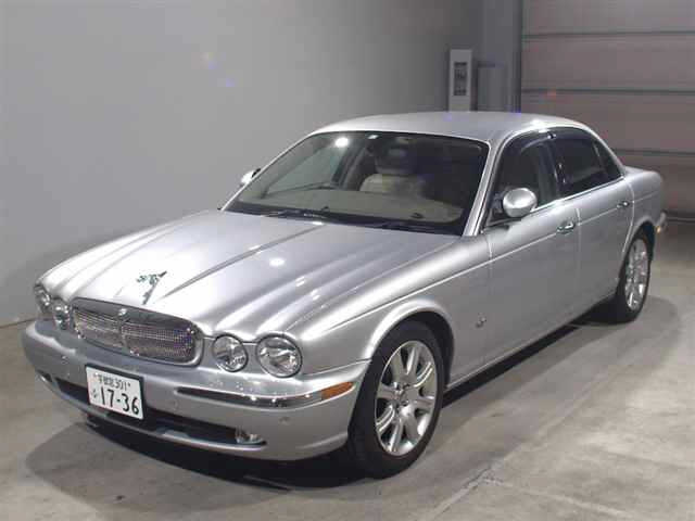 JAGUAR XJ SERIES