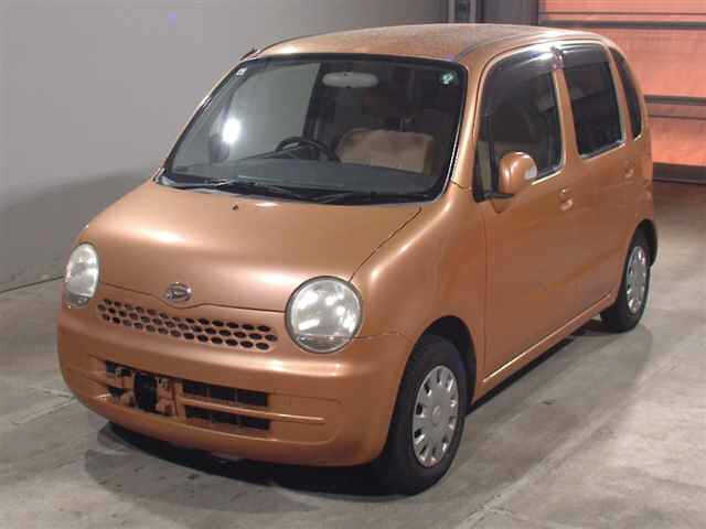 DAIHATSU MOVE LATTE