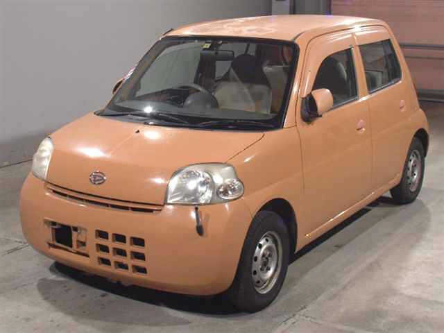 DAIHATSU ESSE