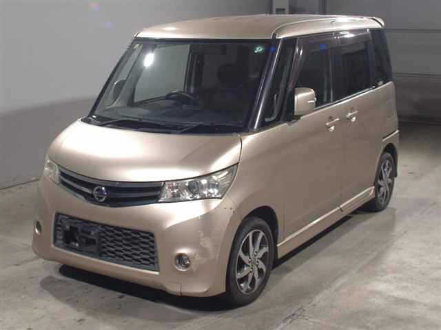 NISSAN ROOX