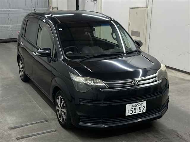 TOYOTA SPADE