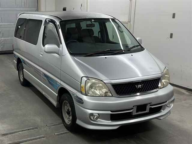 TOYOTA HIACE REGIUS