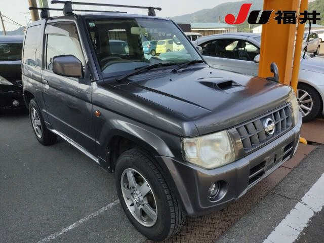 NISSAN KIX