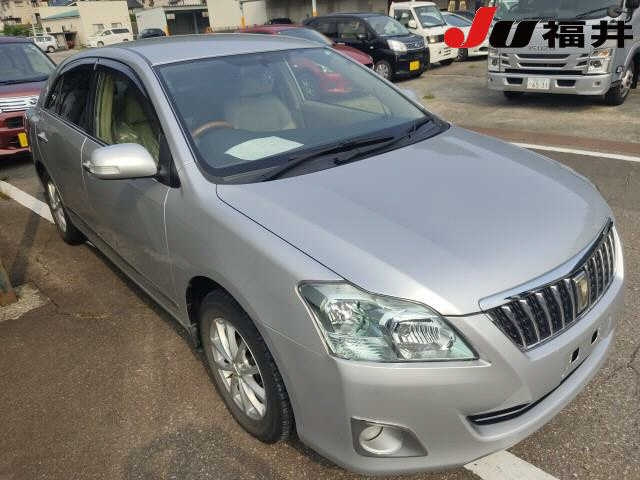 TOYOTA PREMIO