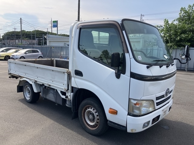 TOYOTA DYNA