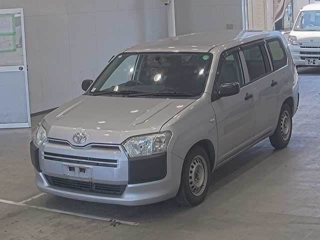 TOYOTA SUCCEED