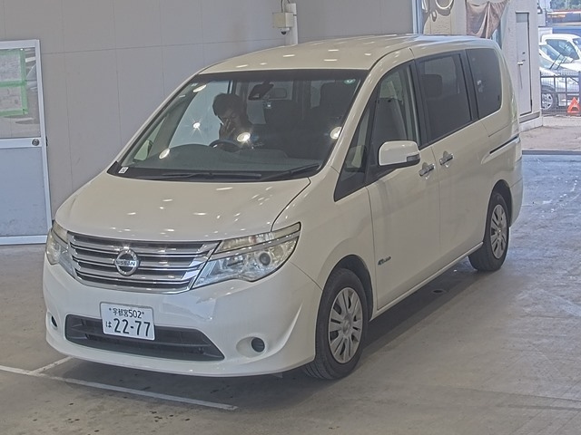 NISSAN SERENA