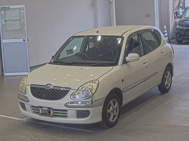 TOYOTA DUET