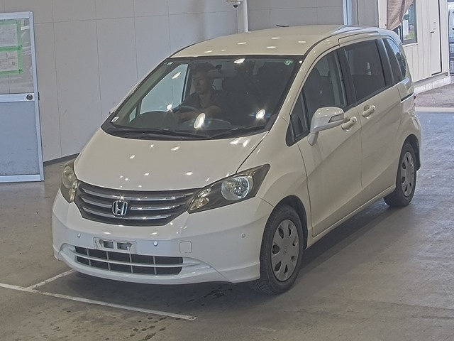 HONDA FREED