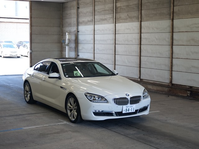 BMW 6 SERIES