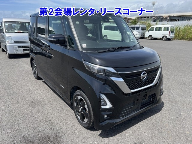 NISSAN ROOX