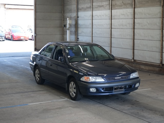 TOYOTA CARINA