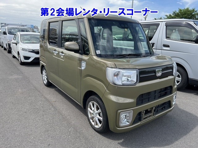 DAIHATSU WAKE