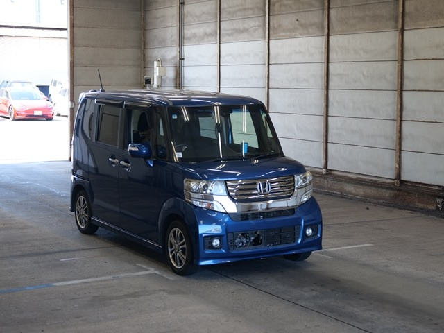 HONDA N BOX PLUS