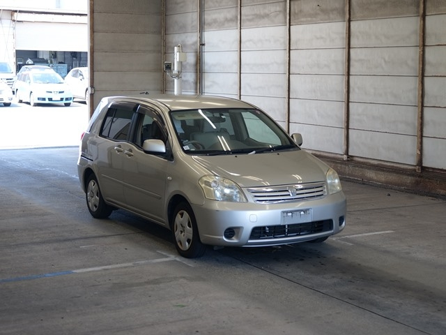 TOYOTA RAUM