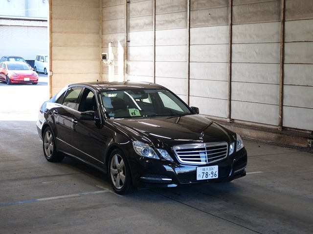MERCEDES BENZ E CLASS