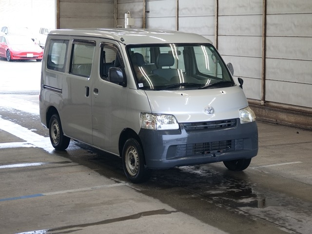 TOYOTA TOWN ACE VAN