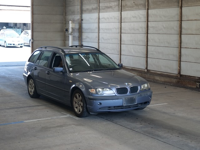 BMW 3 SERIES