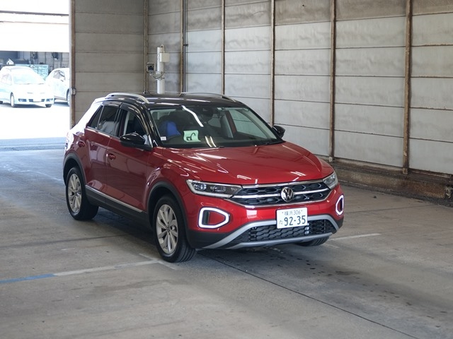 VOLKSWAGEN T-ROC