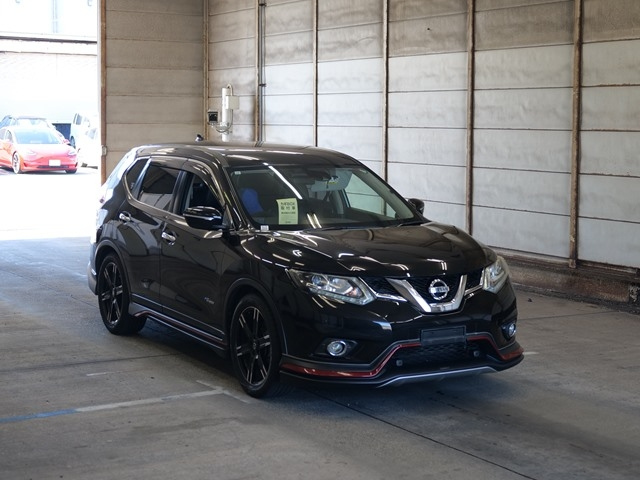 NISSAN X-TRAIL
