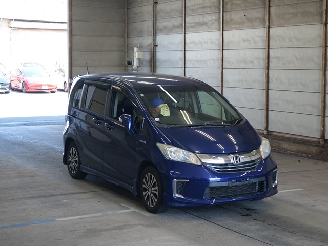 HONDA FREED