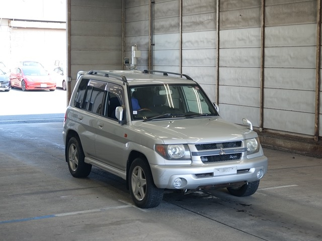 MITSUBISHI PAJERO IO