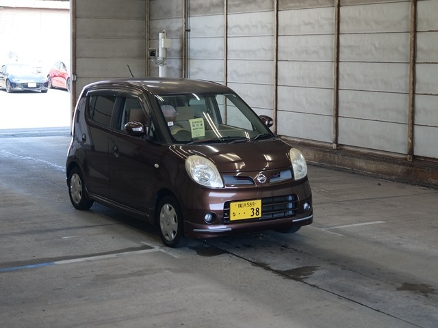 NISSAN MOCO