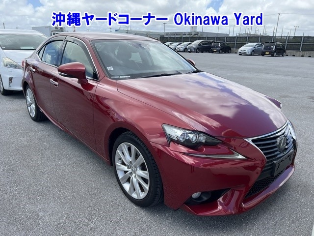 LEXUS IS