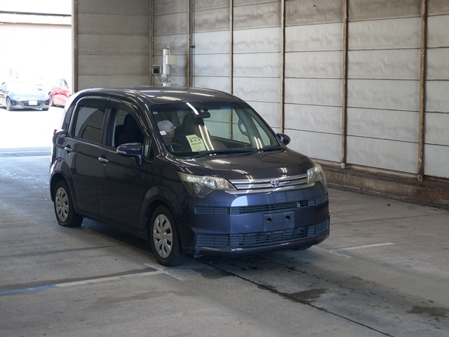 TOYOTA SPADE