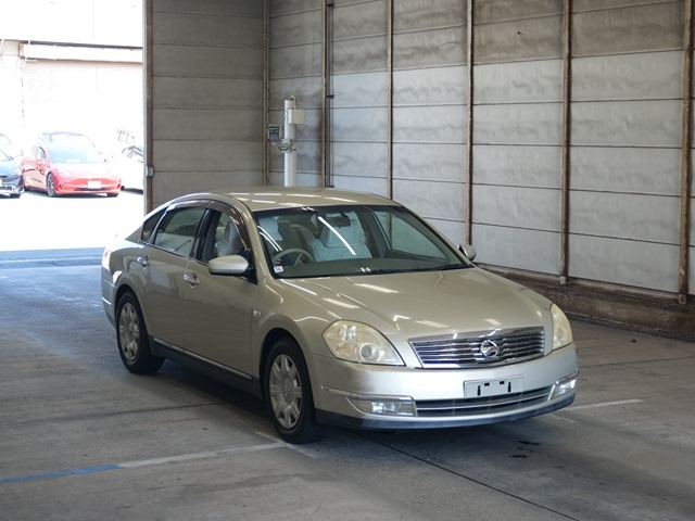 NISSAN TEANA