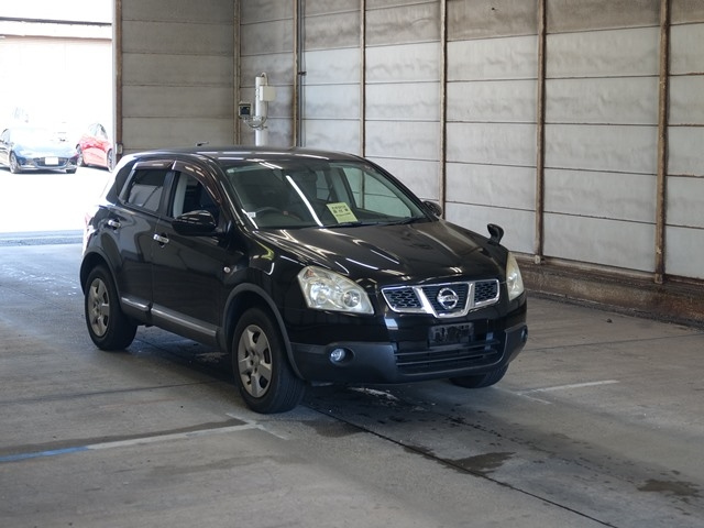 NISSAN DUALIS