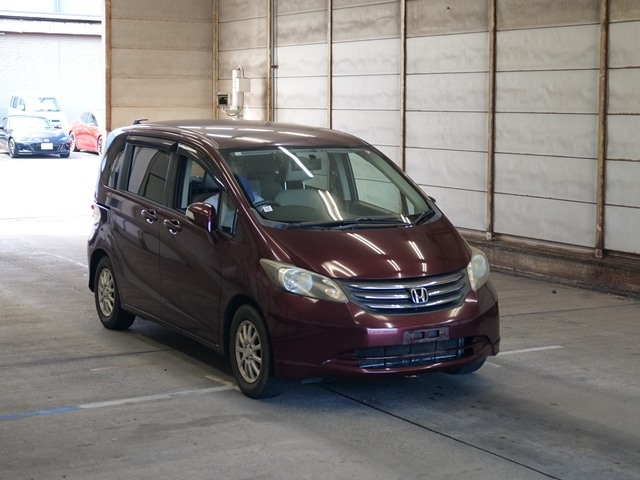 HONDA FREED