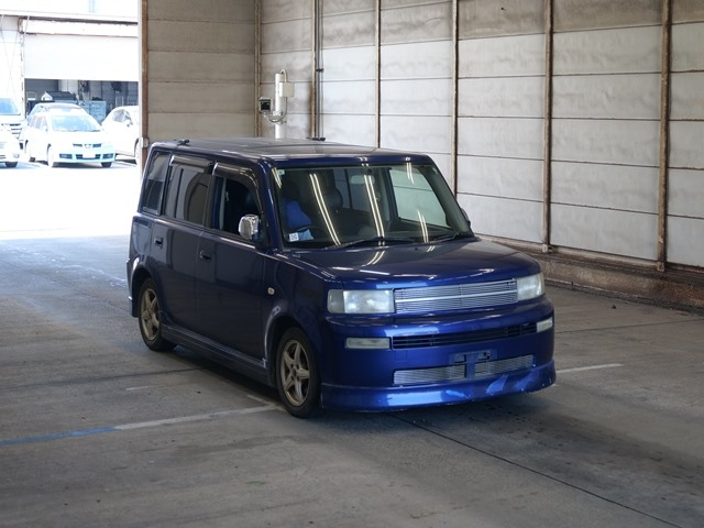 TOYOTA BB