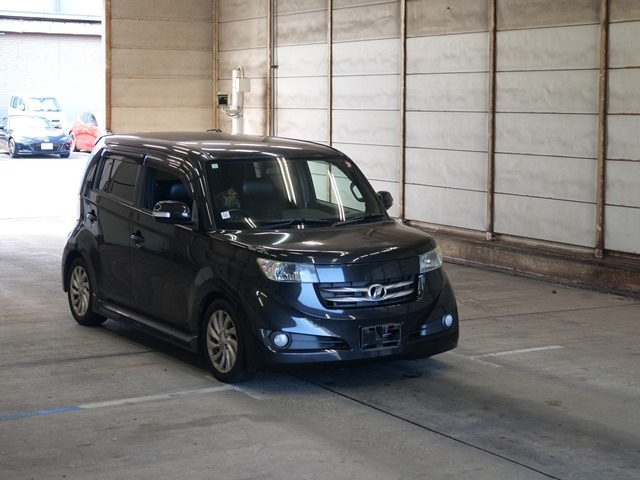 TOYOTA BB