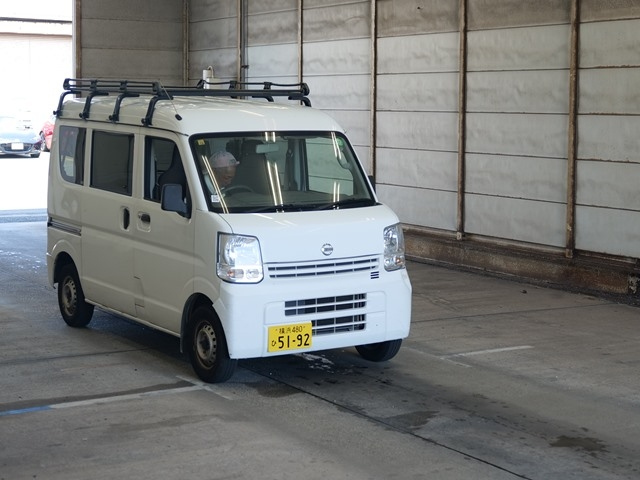 NISSAN CLIPPER VAN