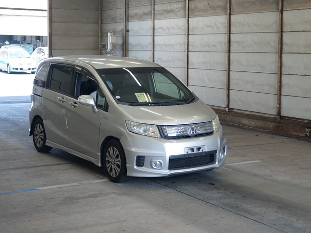 HONDA FREED