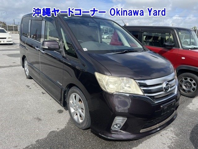 NISSAN SERENA