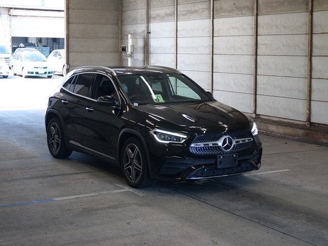 MERCEDES BENZ GLA CLASS