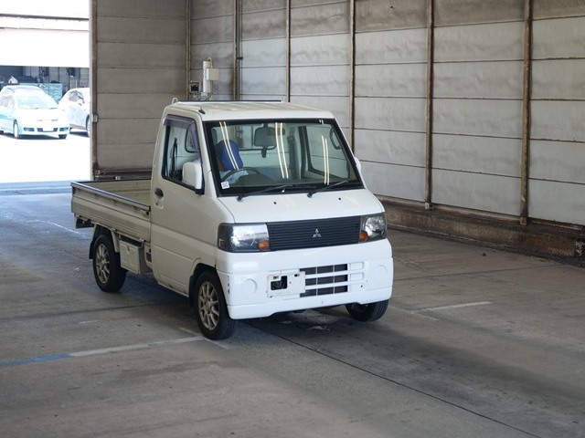 MITSUBISHI MINICAB TRUCK