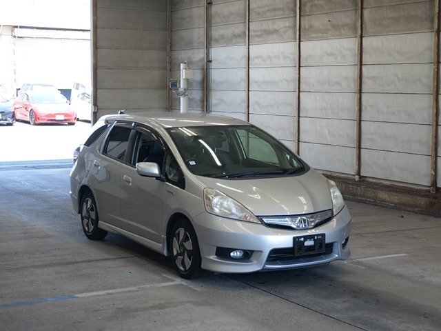 HONDA FIT SHUTTLE