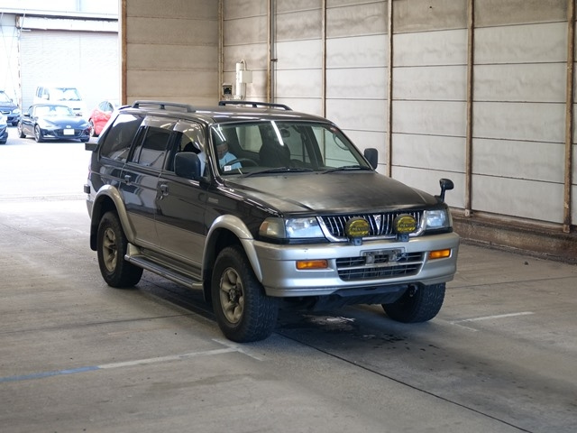 MITSUBISHI CHALLENGER