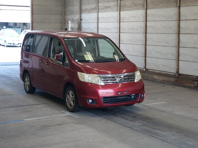 NISSAN SERENA