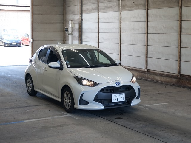 TOYOTA YARIS