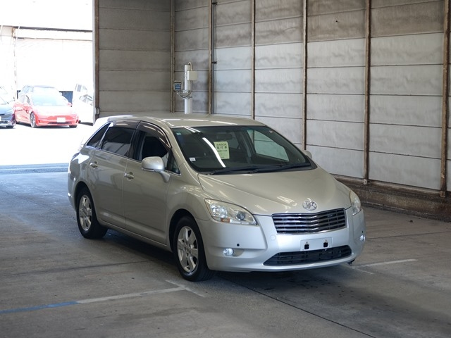 TOYOTA MARK X ZIO