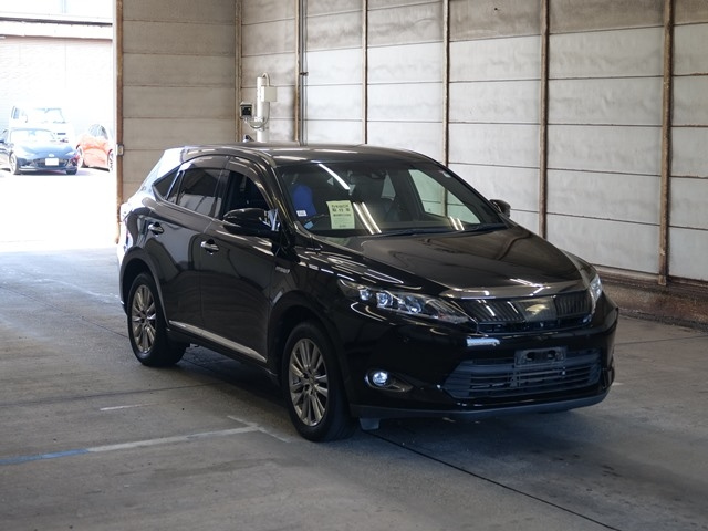 TOYOTA HARRIER