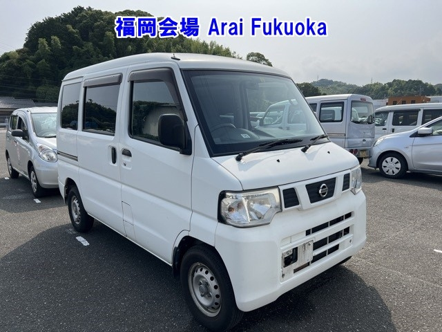 NISSAN CLIPPER VAN