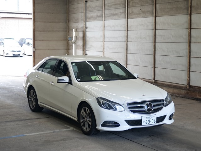 MERCEDES BENZ E CLASS