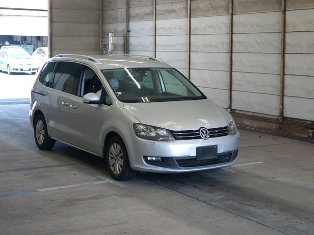 VOLKSWAGEN SHARAN
