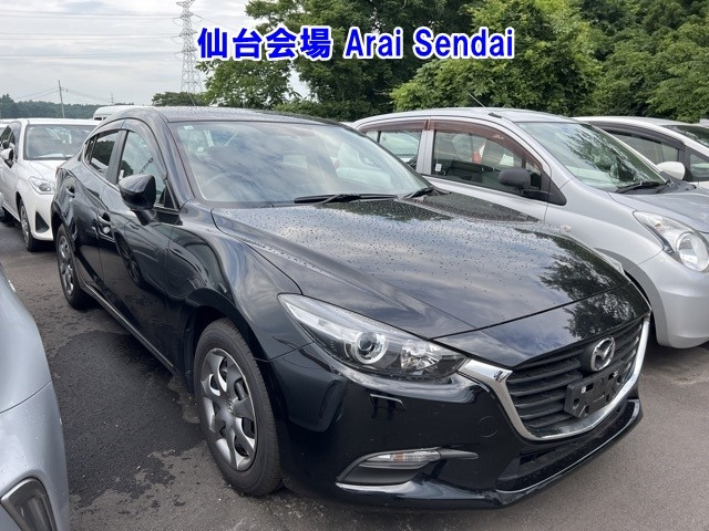 MAZDA AXELA