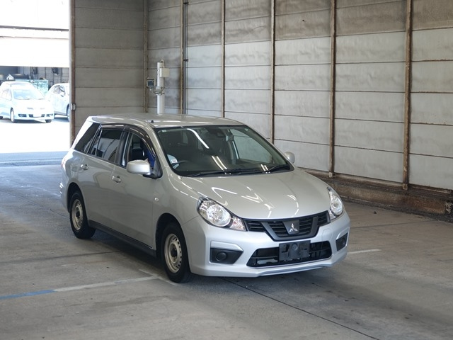 MITSUBISHI LANCER VAN